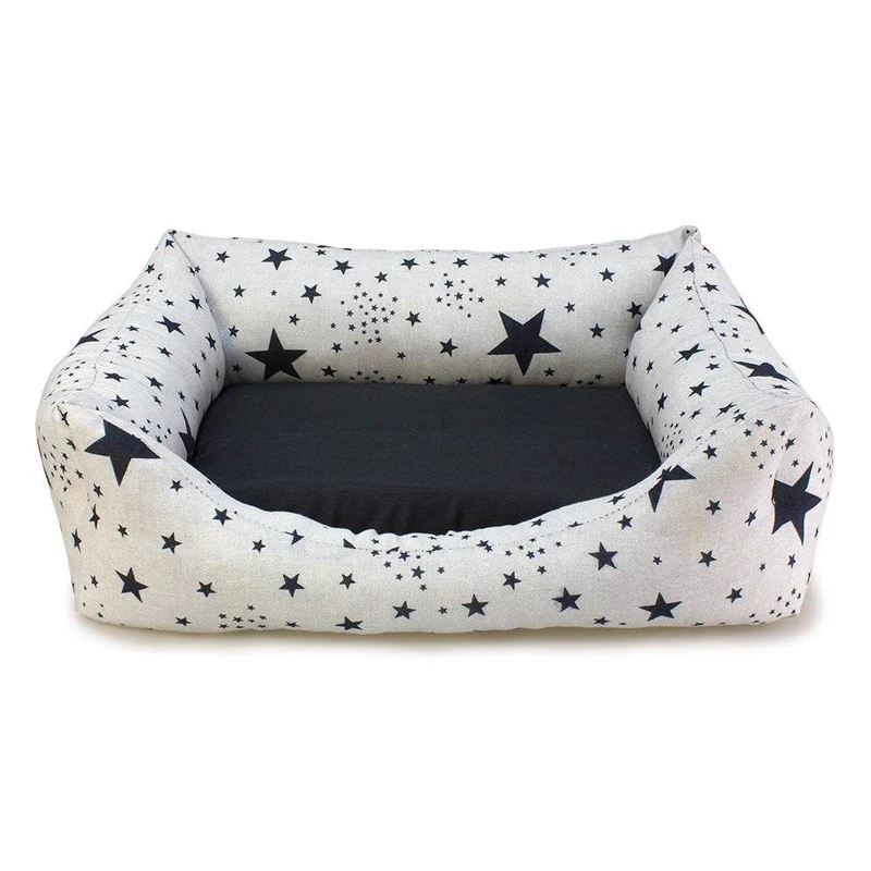 Cama cuadrada estrellas negras 70x55x19 cm.